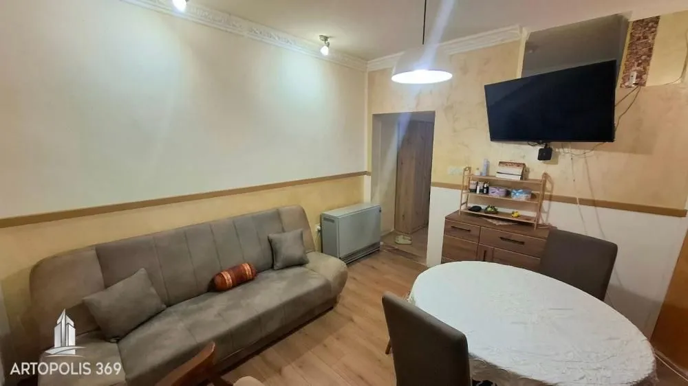Prodaja, jednosoban stan, 26m², Zemun Centar, Zemun Sve Podlokacije