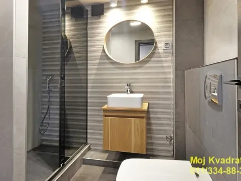 Izdavanje, trosoban stan, 150m², Savski Venac, Beograd - image 16