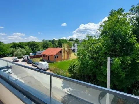 Prodaja, trosoban stan, 78m², Petrovaradin, Novi Sad - image 38