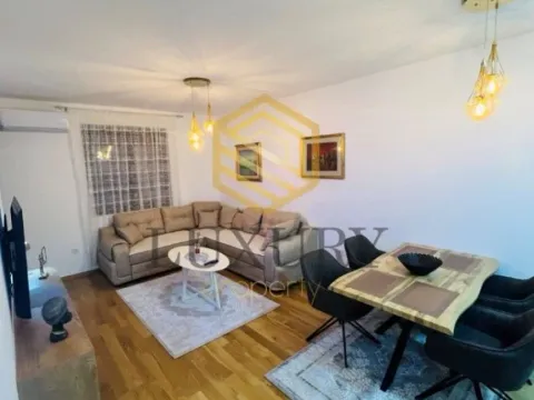 Izdavanje, jednosoban stan, 45m², City Kvart, Podgorica - image 13