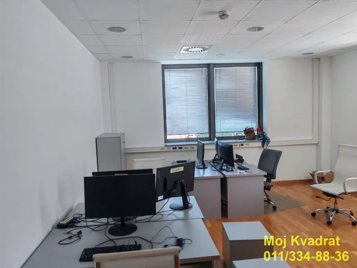 Rent, office space, 330m², Bezanijska Kosa 1, Bežanijska Kosa Sve Podlokacije