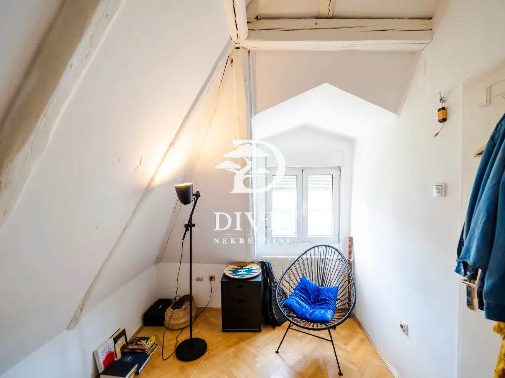 Prodaja, četvorosoban stan, 103m², Vračar Centar, Vračar Sve Podlokacije
