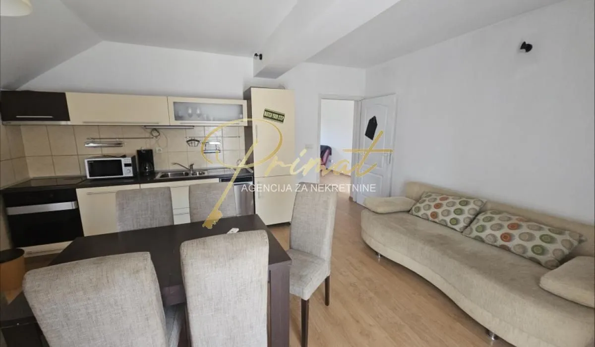 Rent, three bedroom apartment, 75m², Palilula Sve Podlokacije, Beograd
