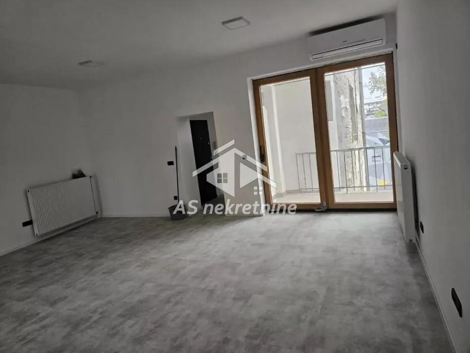 Sale, four bedroom apartment, 120m², Vračar Sve Podlokacije, Beograd