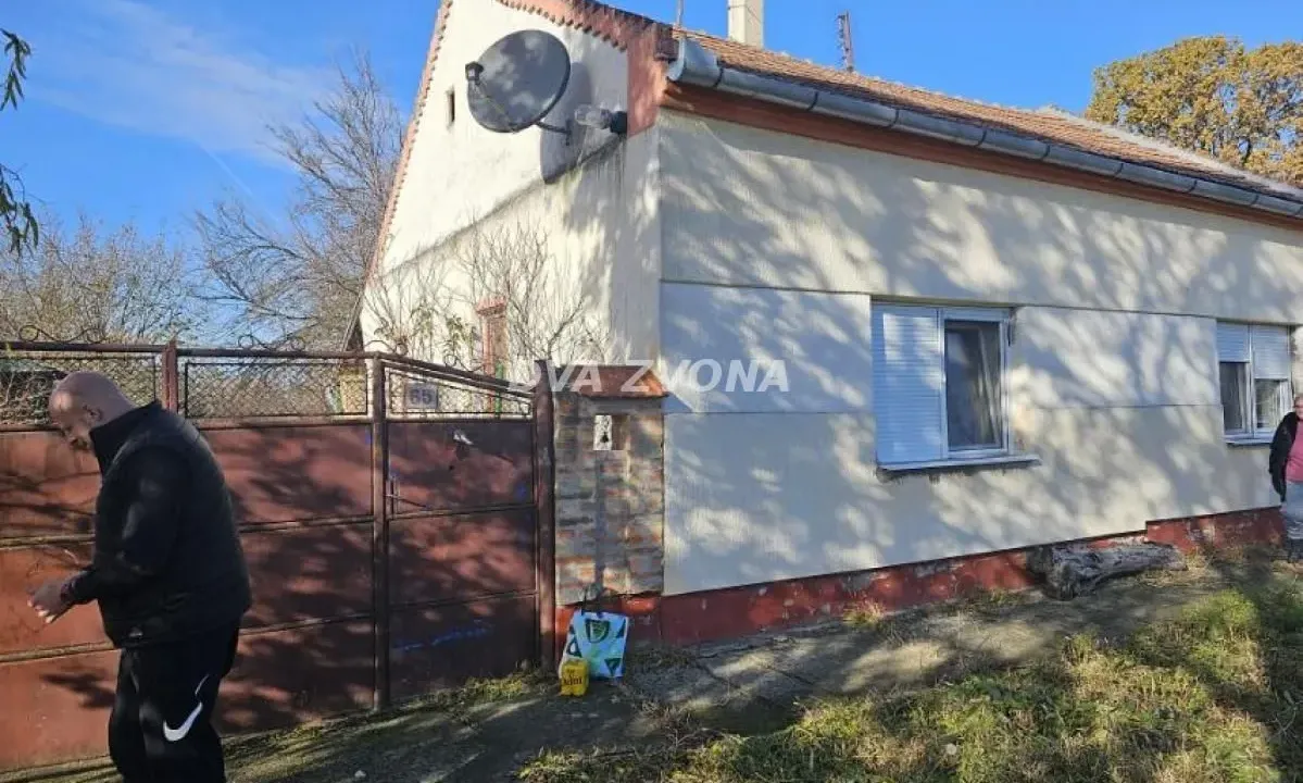 Sale, house, 89m², Hajdučica, Plandište