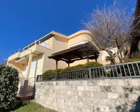 Prodaja, kuća, 121m², Bar, Crna Gora