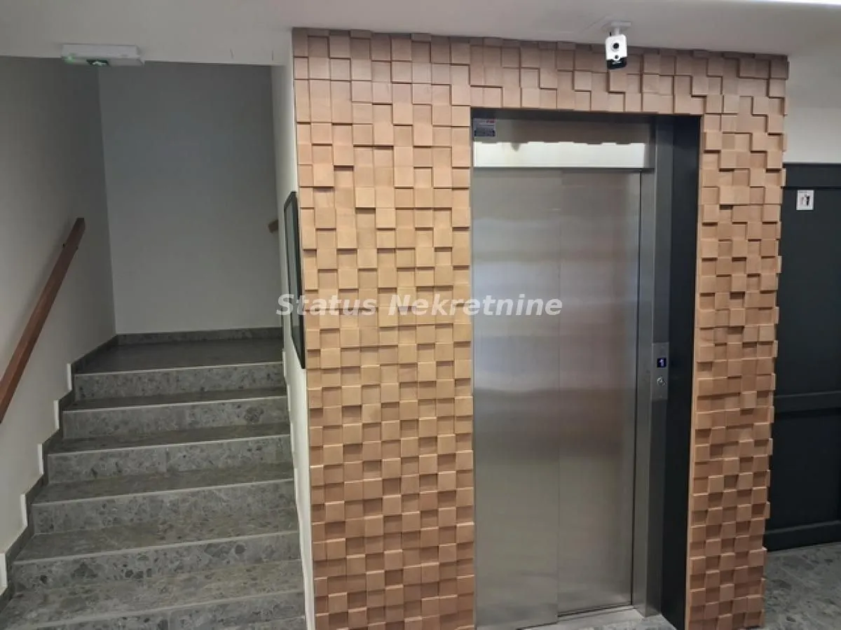 Prodaja, trosoban stan, 64m², Podbara, Novi Sad Sve Podlokacije