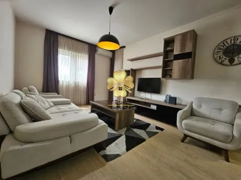 Izdavanje, jednosoban stan, 50m², City Kvart, Podgorica