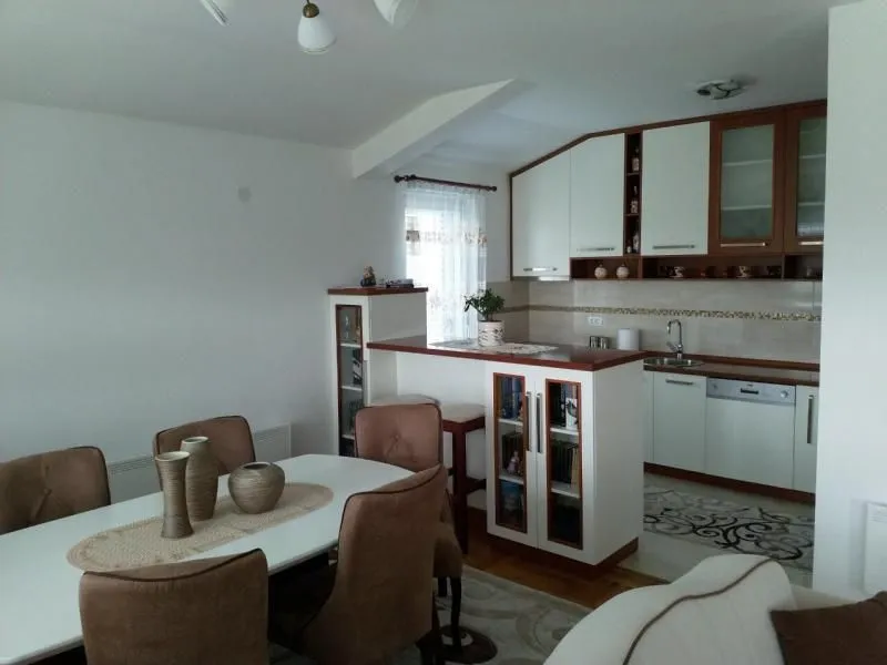 Prodaja, trosoban stan, 117m², Nikšić, Crna Gora