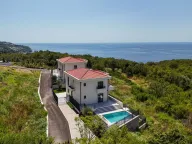 Rent, house, 318m², Reževići, Budva - image 8