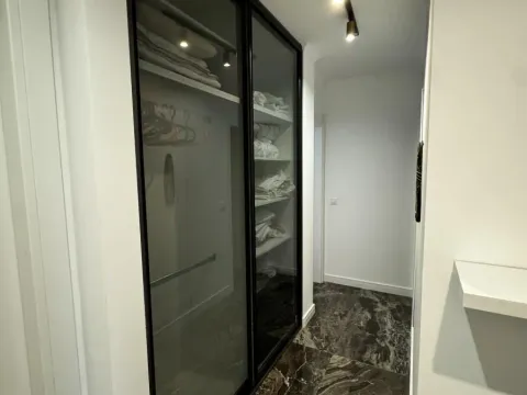 Sale, three bedroom apartment, 140m², Budva, Crna Gora - image 21