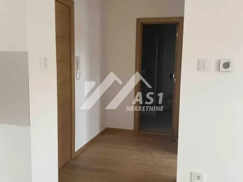 Izdavanje, dvosoban stan, 49m², Rotkvarija, Novi Sad Sve Podlokacije - image 3