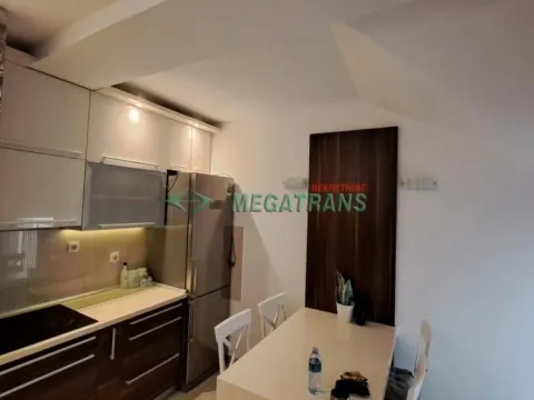 Izdavanje, četvorosoban stan, 103m², Grbavica, Novi Sad Sve Podlokacije - image 10