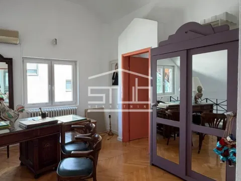 Rent, four bedroom apartment, 150m², Neimar, Vračar Sve Podlokacije - image 12