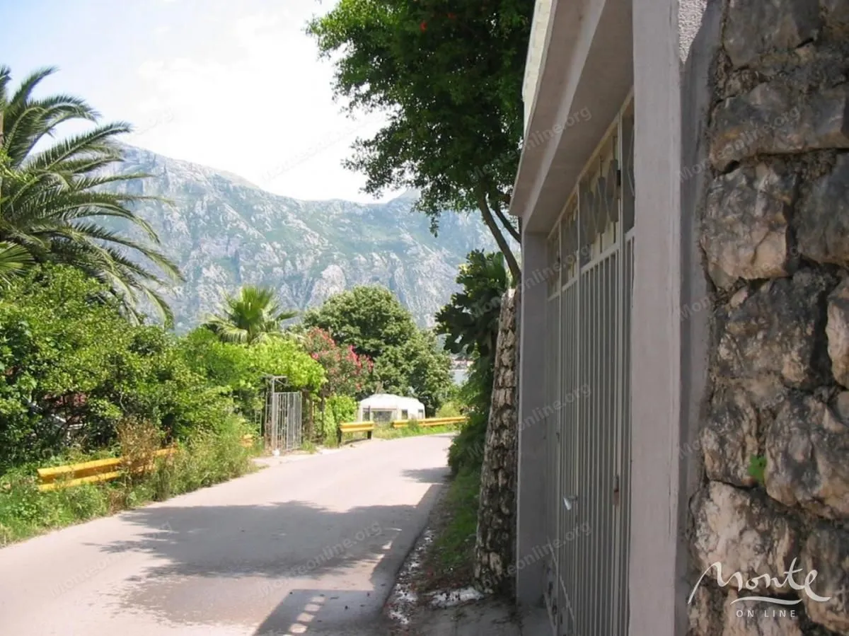 Prodaja, kuća, 77m², Stoliv, Kotor
