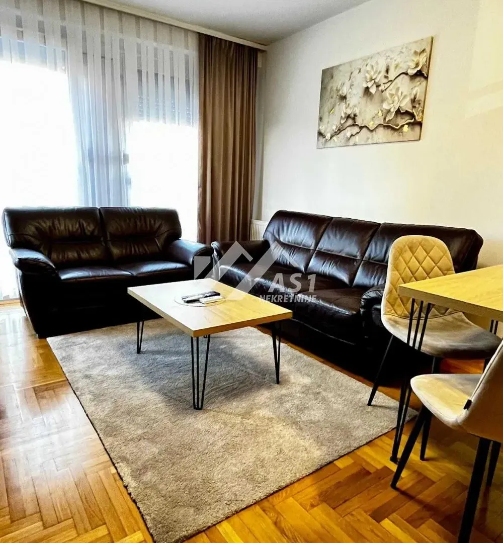 Izdavanje, dvosoban stan, 45m², Sajam, Novi Sad Sve Podlokacije