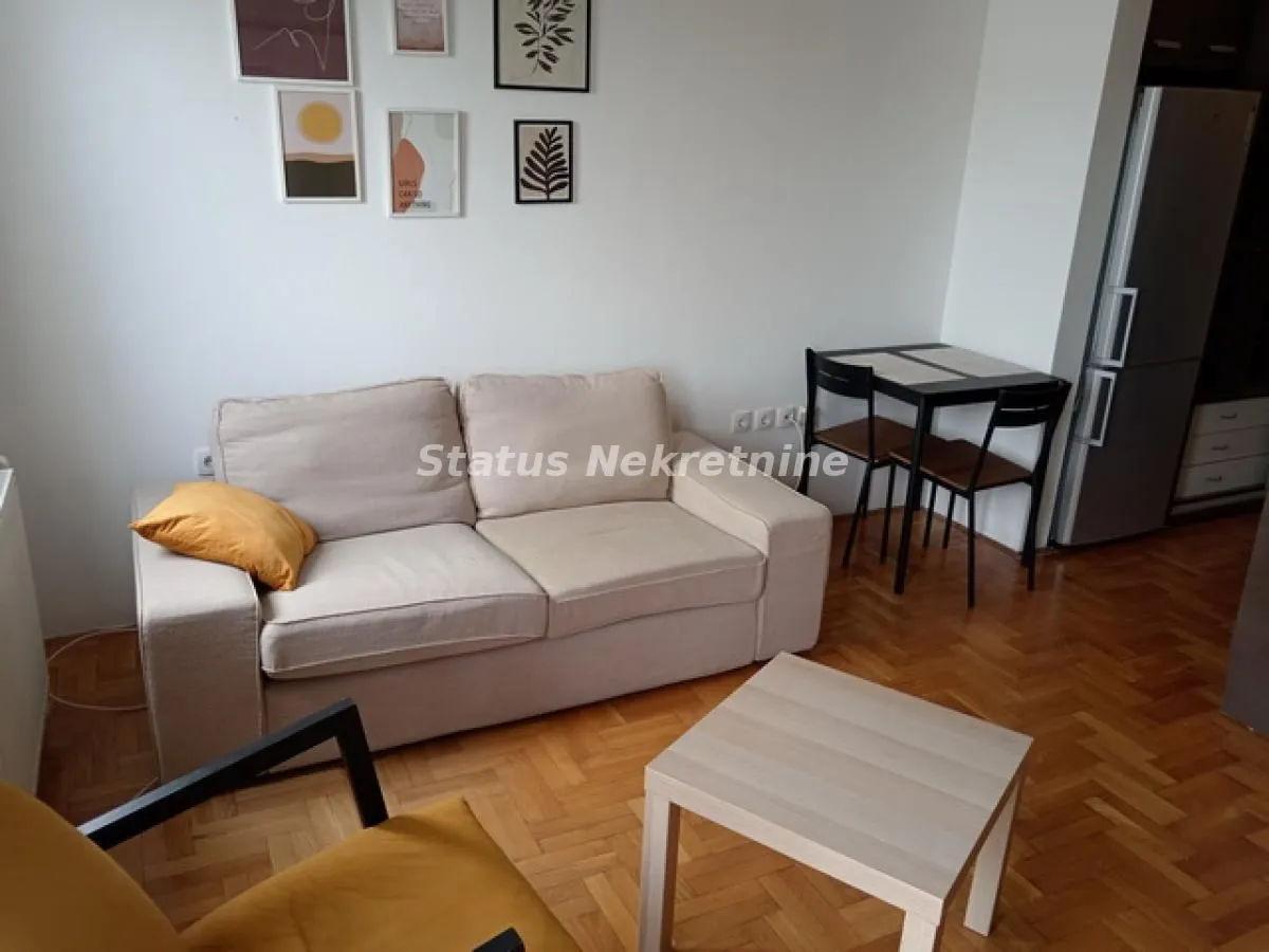Rent, one bedroom apartment, 37m², Adamovićevo Naselje, Novi Sad Sve Podlokacije