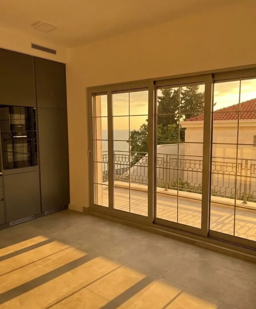 Prodaja, kuća, 270m², Reževići, Budva