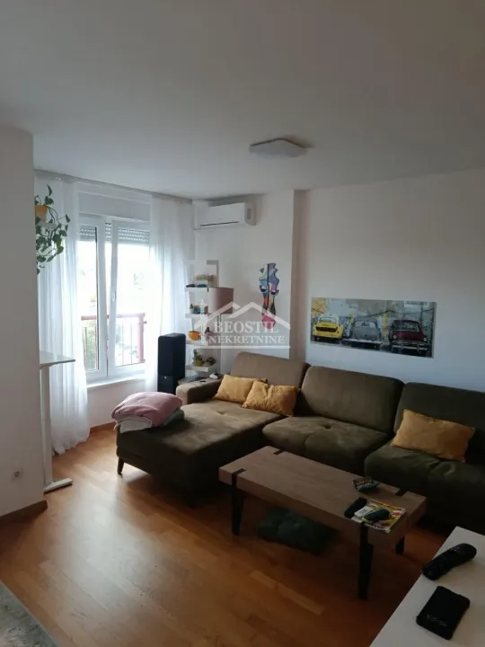 Prodaja, trosoban stan, 84m², Voždovac Sve Podlokacije, Beograd