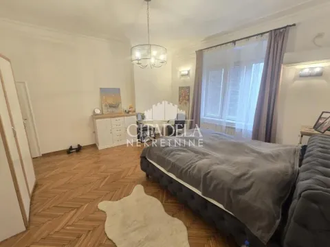Izdavanje, četvorosoban stan, 131m², Stari Grad, Beograd - image 13
