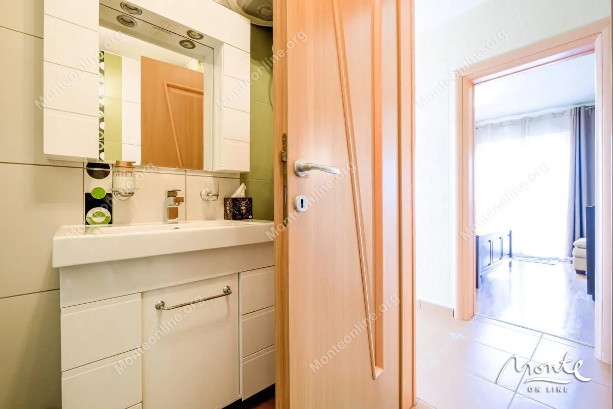 Prodaja, kuća, 210m², Krašići, Tivat