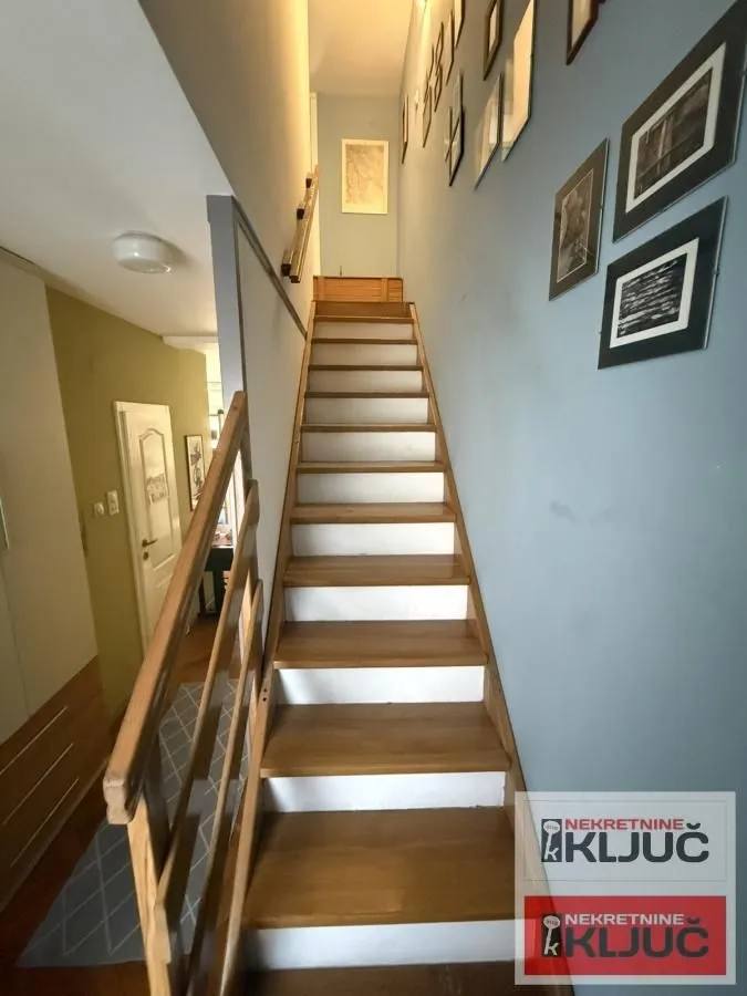 Prodaja, trosoban stan, 77m², Grbavica, Novi Sad Sve Podlokacije