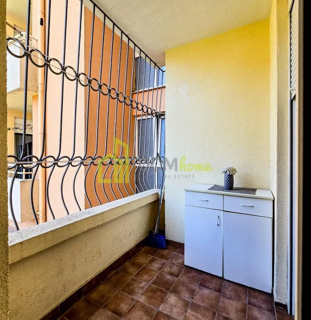 Izdavanje, jednosoban stan, 45m², Stari Aerodrom, Podgorica
