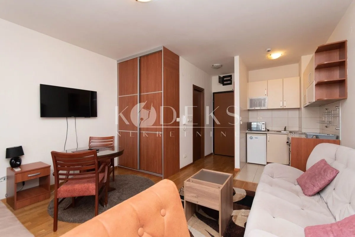 Rent, studio apartment, 30m², City Kvart, Podgorica