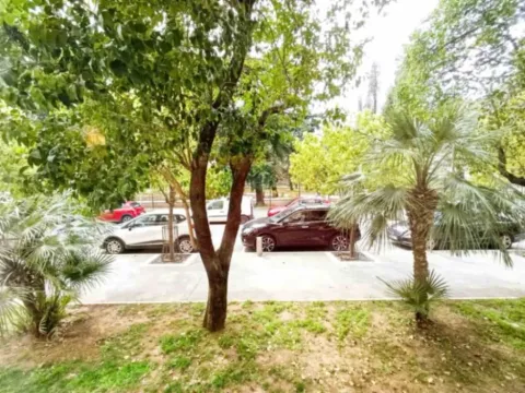 Izdavanje, poslovni prostor, 68m², Centar, Podgorica - image 7