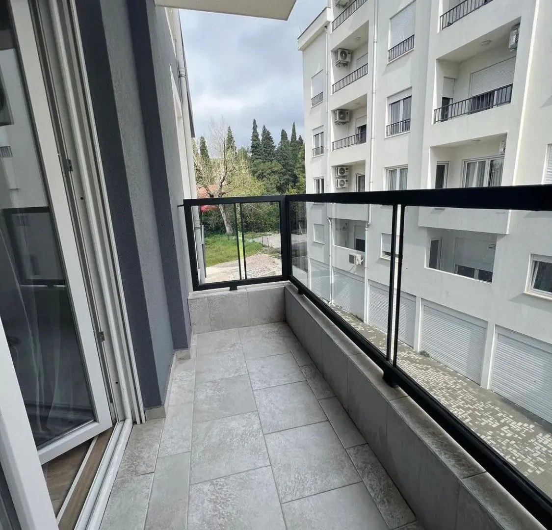 Izdavanje, kuća, 46m², Cvijetin Brijeg, Podgorica
