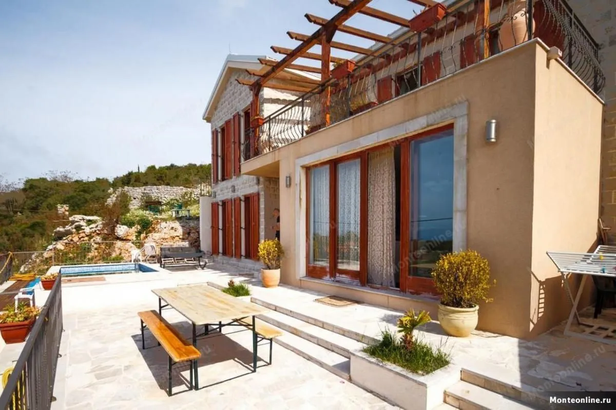 Sale, house, 220m², Zagora, Kotor