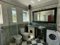 Izdavanje, četvorosoban stan, 150m², Tivat, Crna Gora - image 7