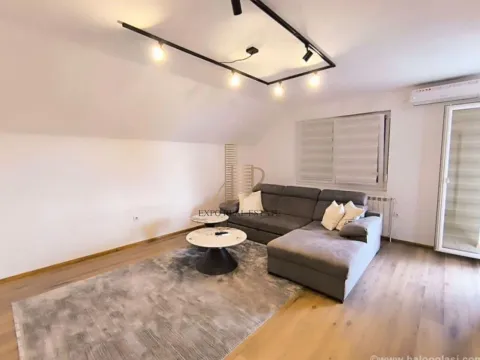 Izdavanje, trosoban stan, 80m², Altina, Beograd