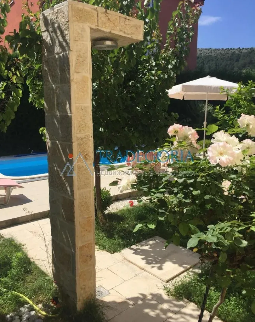 Prodaja, kuća, 180m², Bar, Crna Gora