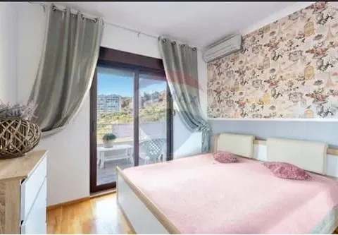 Izdavanje, dvosoban stan, 69m², Bečići, Budva - image 4