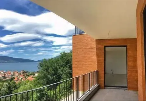 Izdavanje, trosoban stan, 129m², Donja Lastva, Tivat - image 9