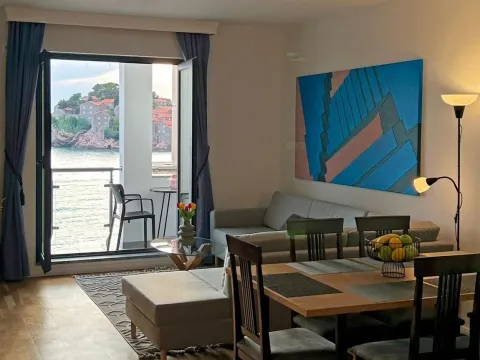 Izdavanje, dvosoban stan, 65m², Sveti Stefan, Budva - image 6