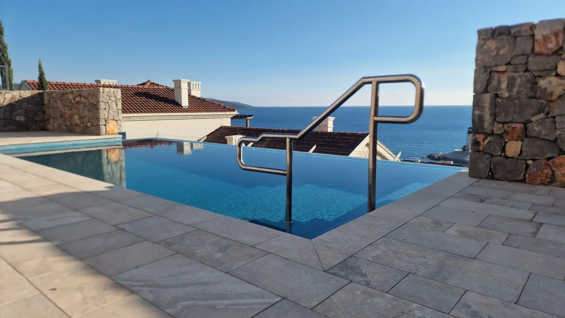 Prodaja, trosoban stan, 157m², Luštica Bay, Tivat