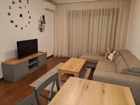 Izdavanje, jednosoban stan, 53m², Master Kvart, Podgorica - image 3