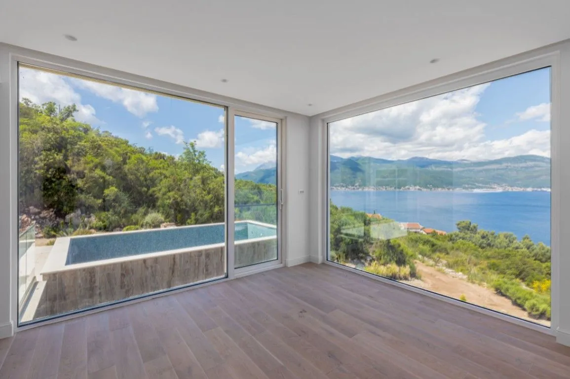 Prodaja, kuća, 328m², Krašići, Tivat