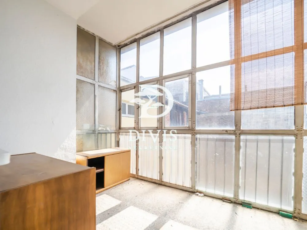 Sale, four bedroom apartment, 85m², Cvetni Trg, Vračar Sve Podlokacije