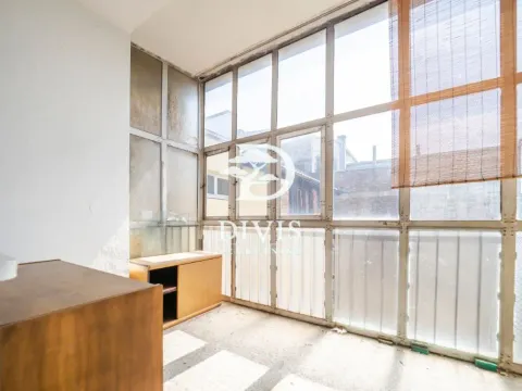 Sale, four bedroom apartment, 85m², Cvetni Trg, Vračar Sve Podlokacije - image 6