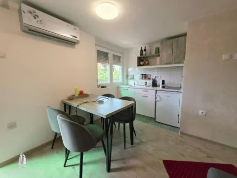 Sale, house, 218m², Vrčin, Grocka - image 8