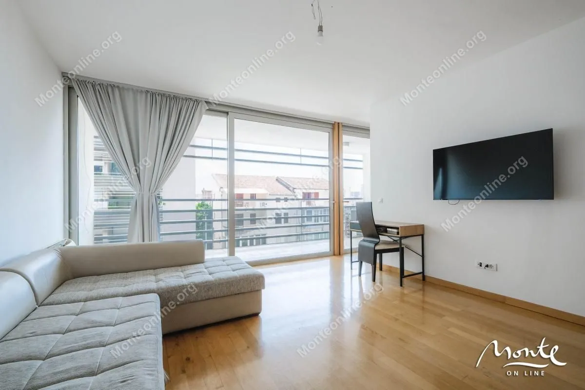 Prodaja, dvosoban stan, 85m², Budva, Crna Gora