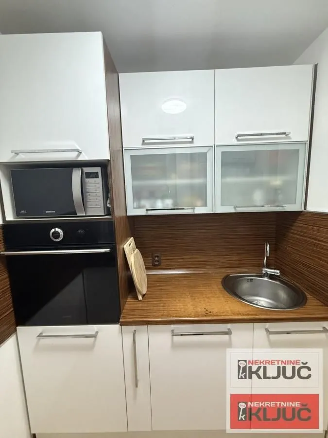 Prodaja, trosoban stan, 78m², Liman 4, Novi Sad Sve Podlokacije