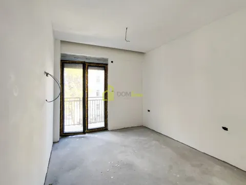 Izdavanje, jednosoban stan, 43m², Centar, Podgorica - image 3