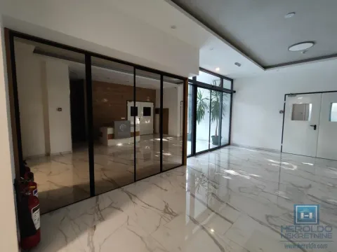 Izdavanje, jednosoban stan, 39m², Aqua park, Jagodina - image 18