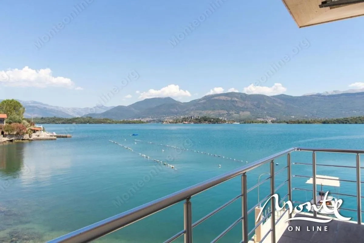 Prodaja, kuća, 172m², Krašići, Tivat
