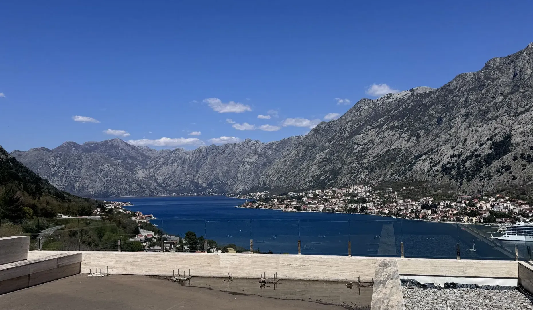 Prodaja, petosoban stan, 173m², Kotor, Crna Gora