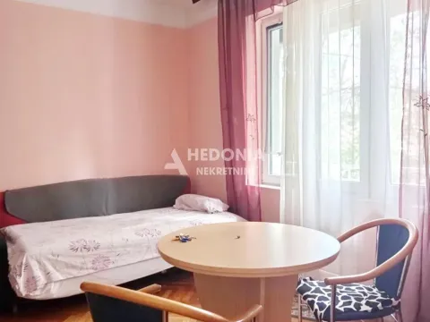 Izdavanje, jednosoban stan, 32m², Vukov Spomenik, Zvezdara Sve Podlokacije - image 2